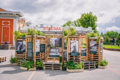 Exhibition “About the Land, Songs and Sculptures”