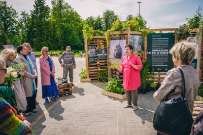 Exhibition “About the Land, Songs and Sculptures”