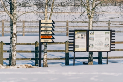 Maps in winter time