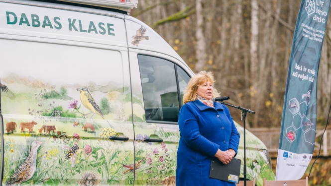 Zīme: Bioloģiski vērtīgs koks - Foto 1