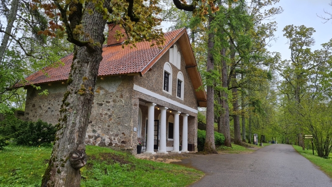 Turaidas muižas vecā klēts