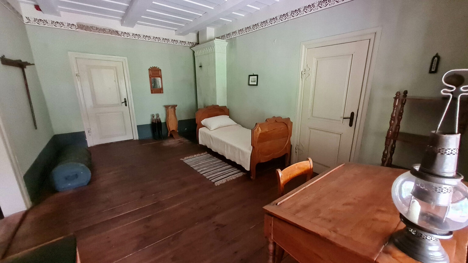 Ekspozīcija: Muižas kalpones Līzes istaba - Foto 4