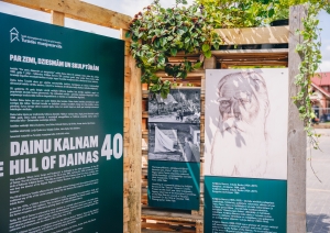 Izstāde: Par zemi, dziesmām un skulptūrām - Foto 3