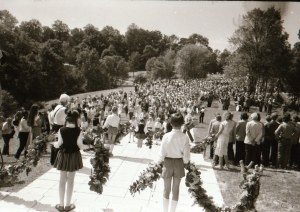 Dainu kalna atklāšana 1985. gada 7. jūlijā - Foto 1